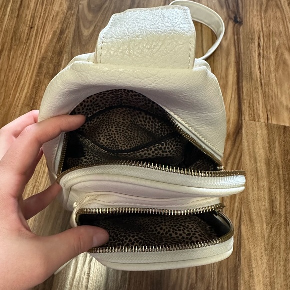 Crossbody Backpack - Picture 3 of 4